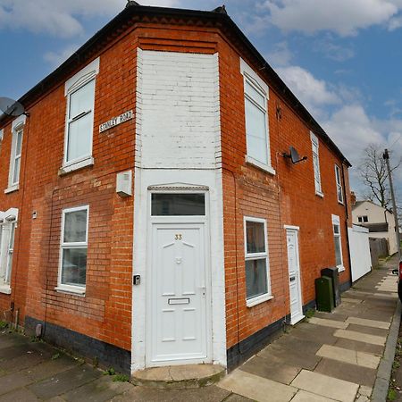 Villa 33 Stanley Road Northampton Esterno foto